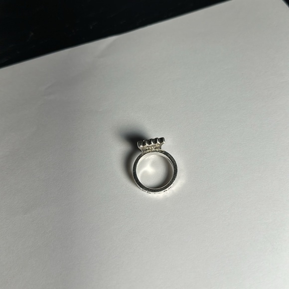 Gucci Silver & Diamond Ghost Charm Ring - Picture 4 of 6